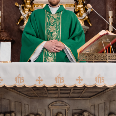 Pe. Jose Eduardo de Oliveira e Silva mostra como a liturgia é um encontro vivo com Deus, além dos ritos.