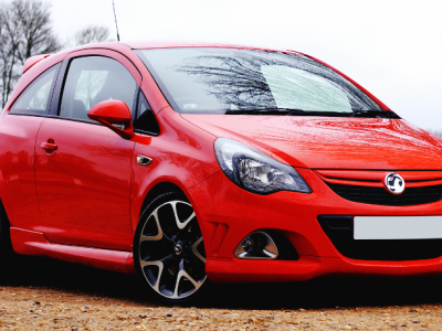 Teciomar Ábila revela como motores híbridos unem desempenho e sustentabilidade para acelerar vitórias nas competições.