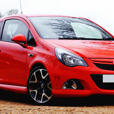 Teciomar Ábila revela como motores híbridos unem desempenho e sustentabilidade para acelerar vitórias nas competições.