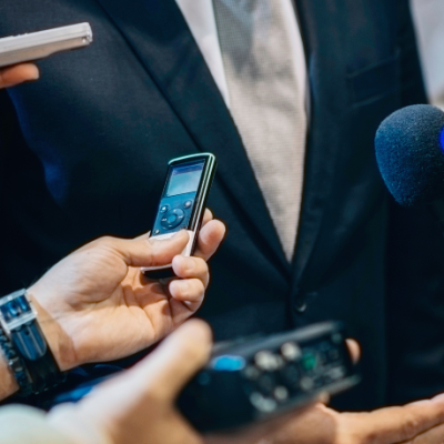 Direita e esquerda na política: origem histórica, significado atual e impacto no debate público