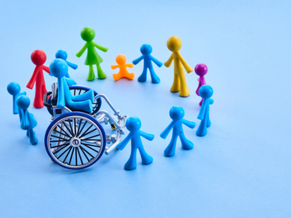 Como garantir que a inclusão funcione na prática, com Sérgio Bento De Araújo orientando estratégias para a educação inclusiva.